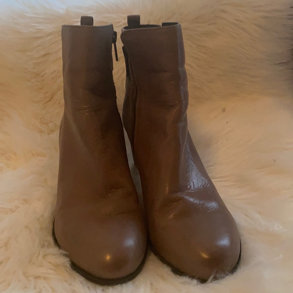 Kenneth Cole boots